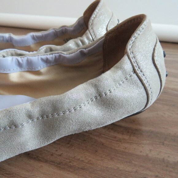 TOD'S Dee Laccetto Silver Metallic Leather Foldable Ballet Flat Shoes Size US 6 - Picture 4 of 13